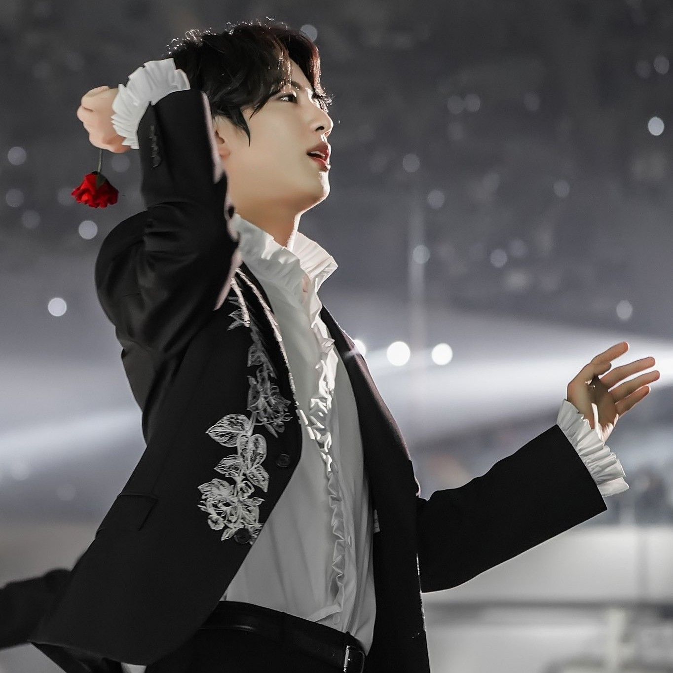 Foto terbaru Jin (BTS)