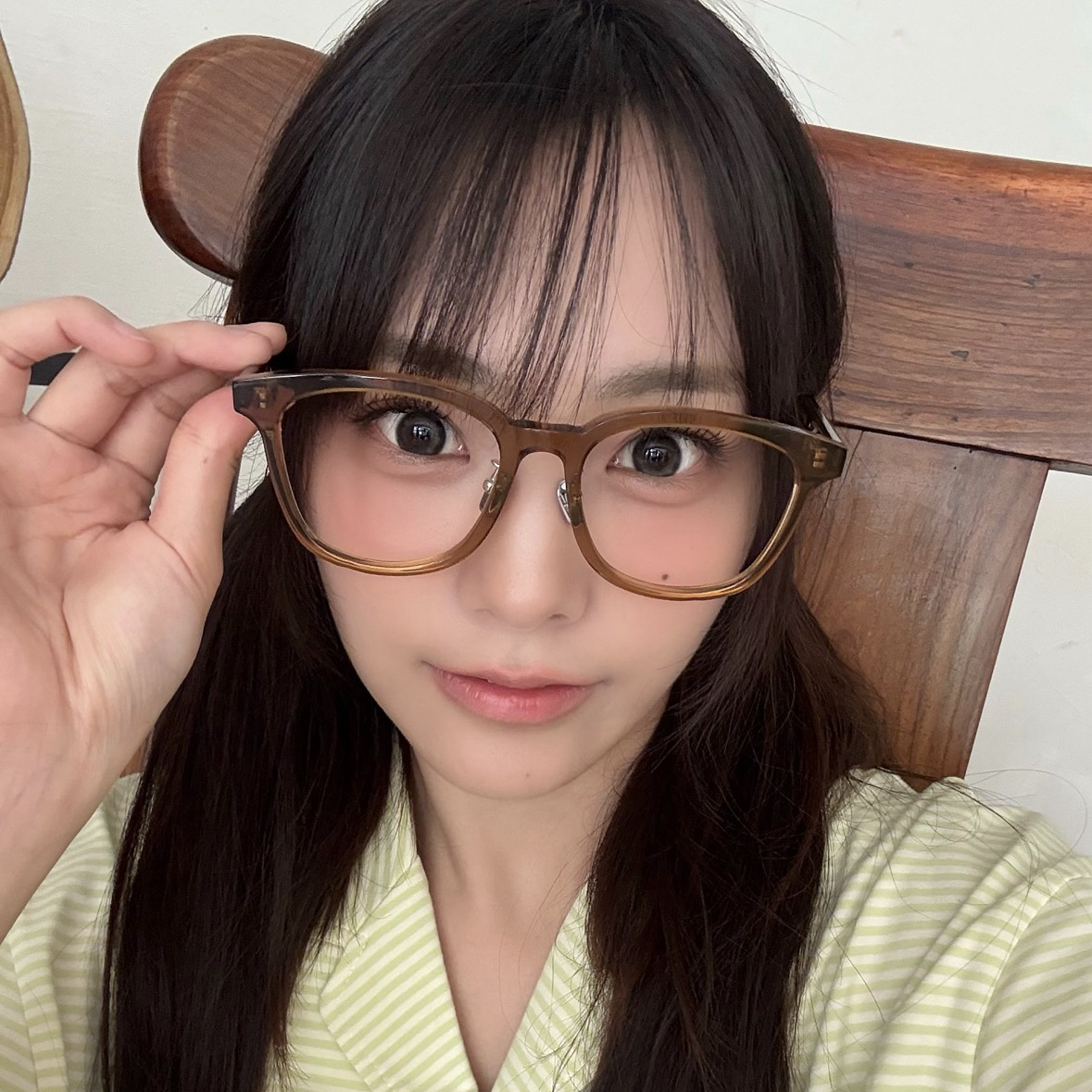 Latest photo of Siyeon (QWER)