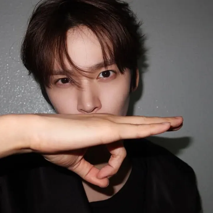 Recent activity shot of Eunseok (RIIZE)