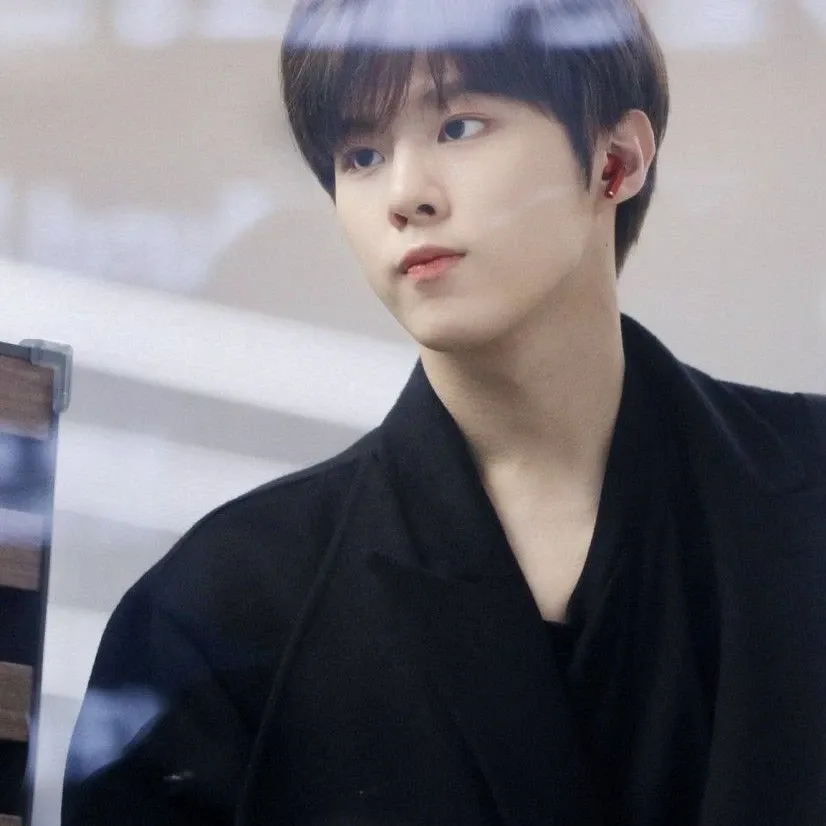 김우석 최근 활동샷