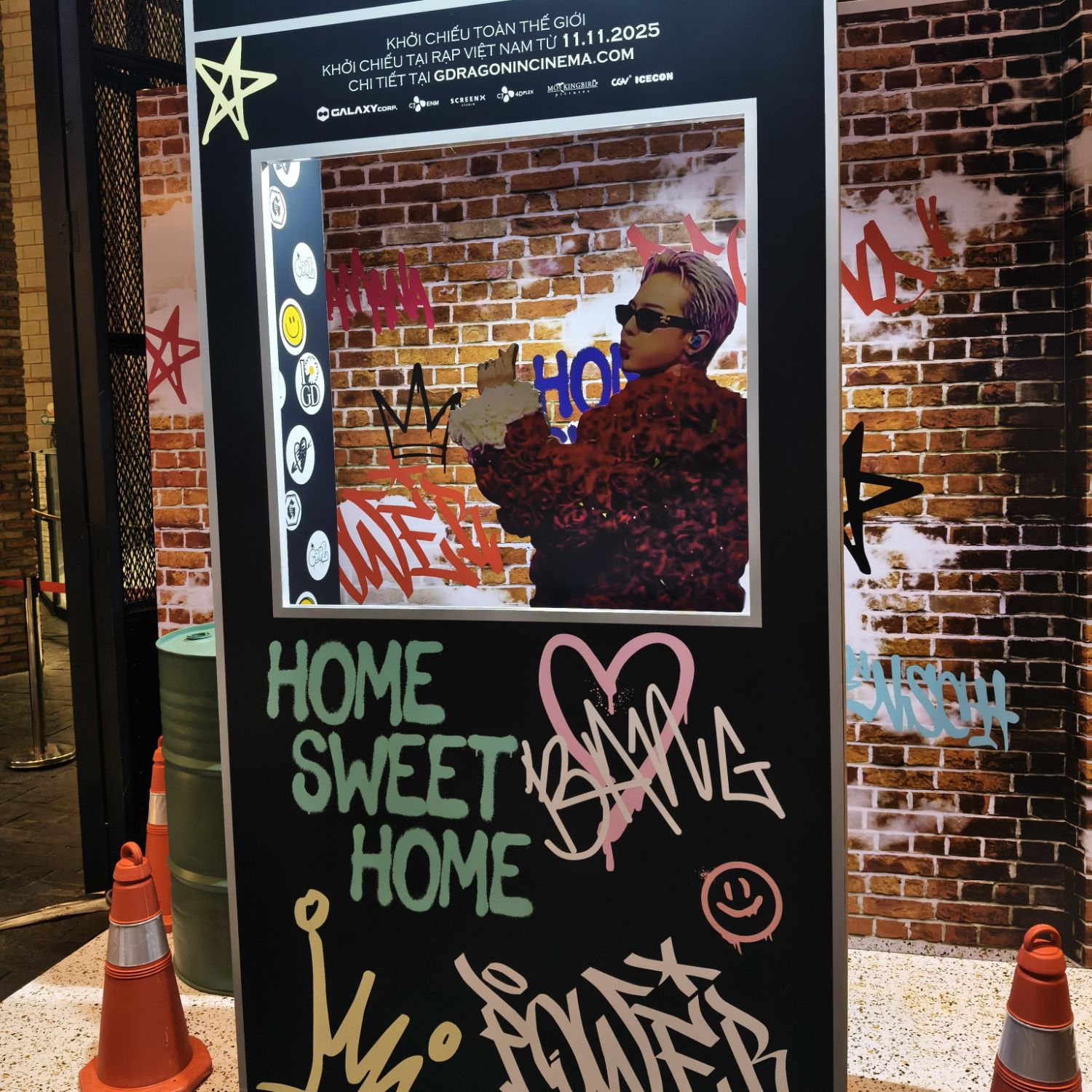 Latest photo of BIGBANG