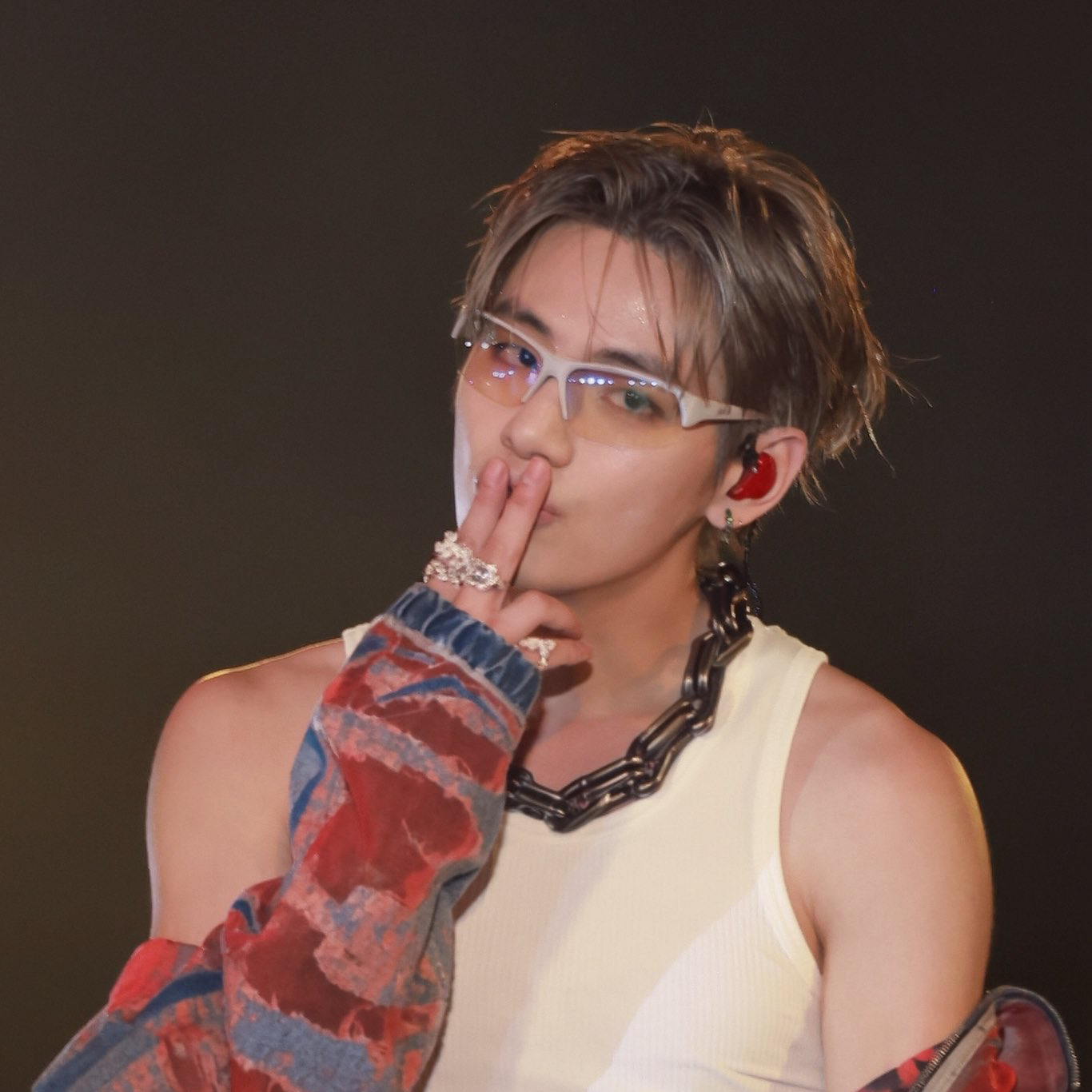 V (BTS)の最新写真