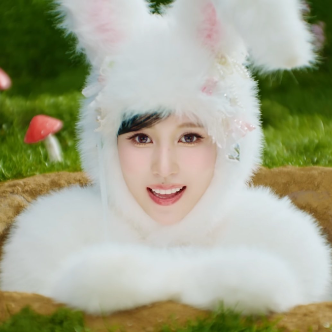 미나 (TWICE)의 최신 사진