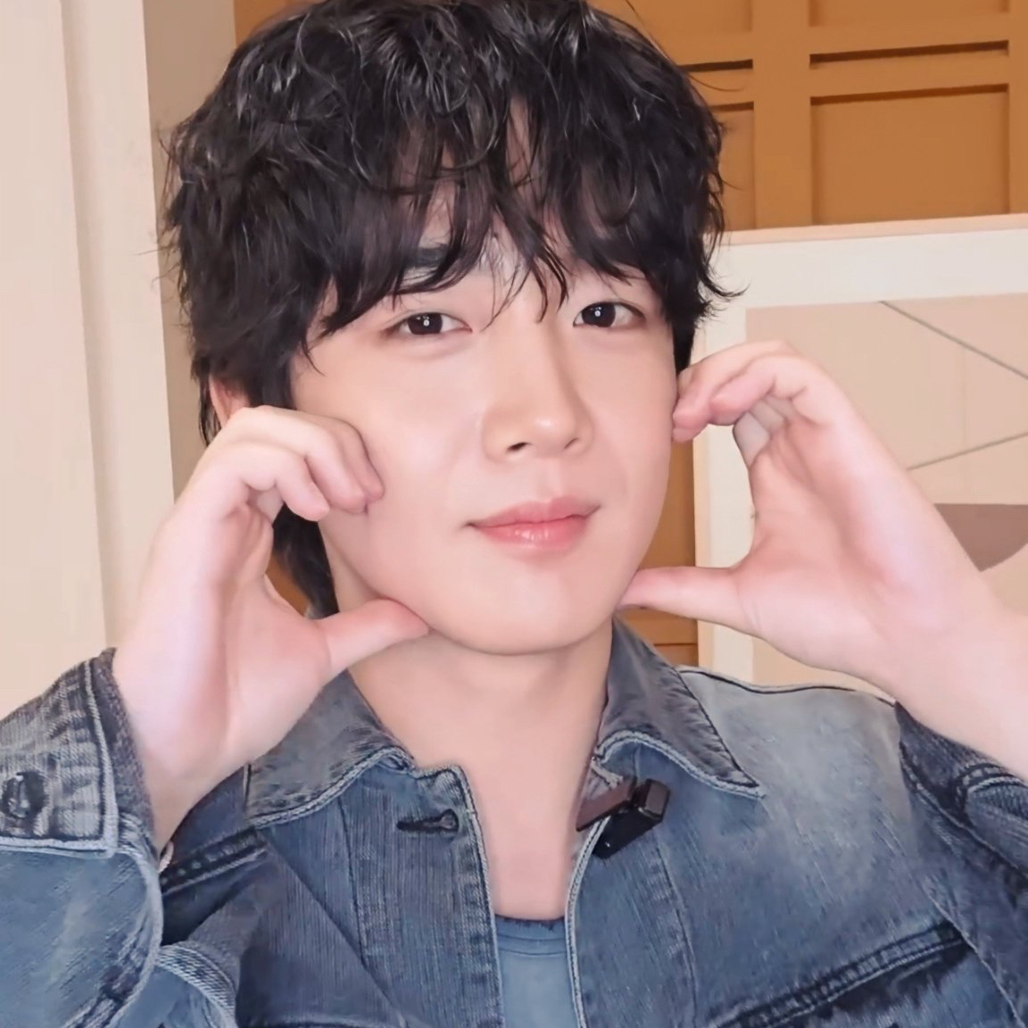 Recent activity shot of Kim Yohan (WEi)