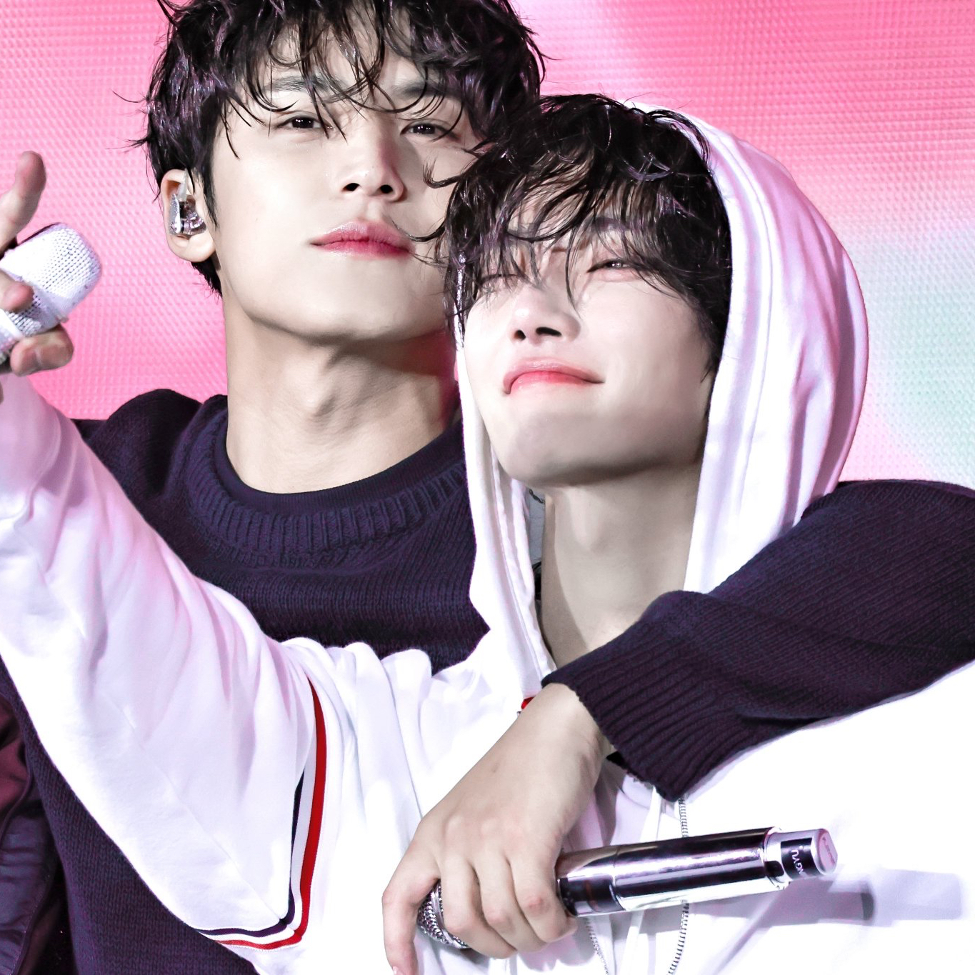 Recent activity shot of Joshua (SEVENTEEN)