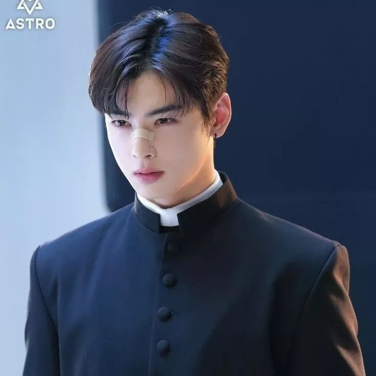 Latest photo of Eunwoo (ASTRO)