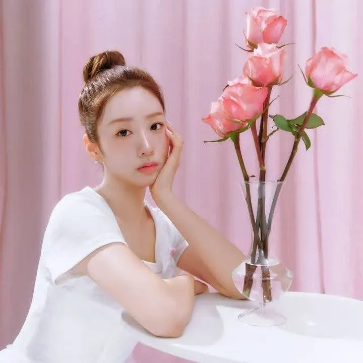 ユン・ボミ (Apink)の最新写真