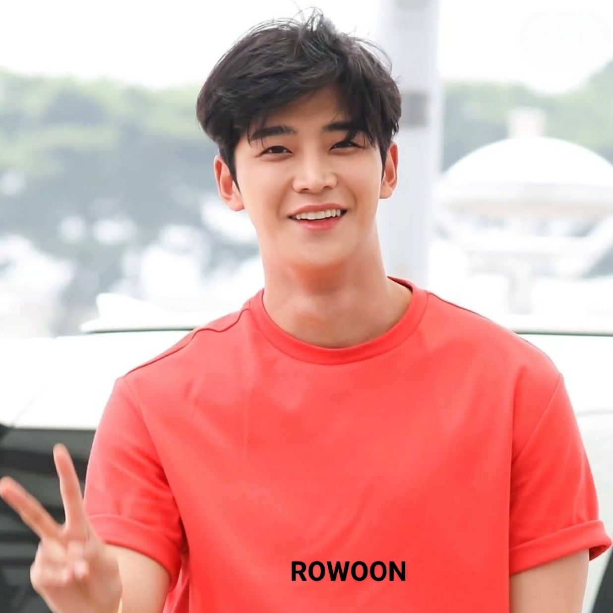 A moment captured by Rowoon's fan