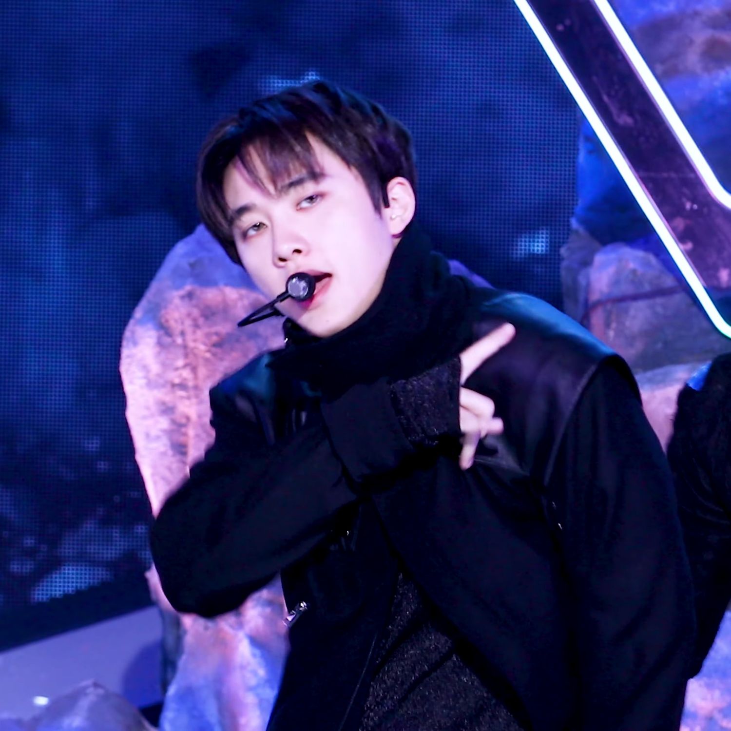 디오 (EXO)의 비하인드 컷