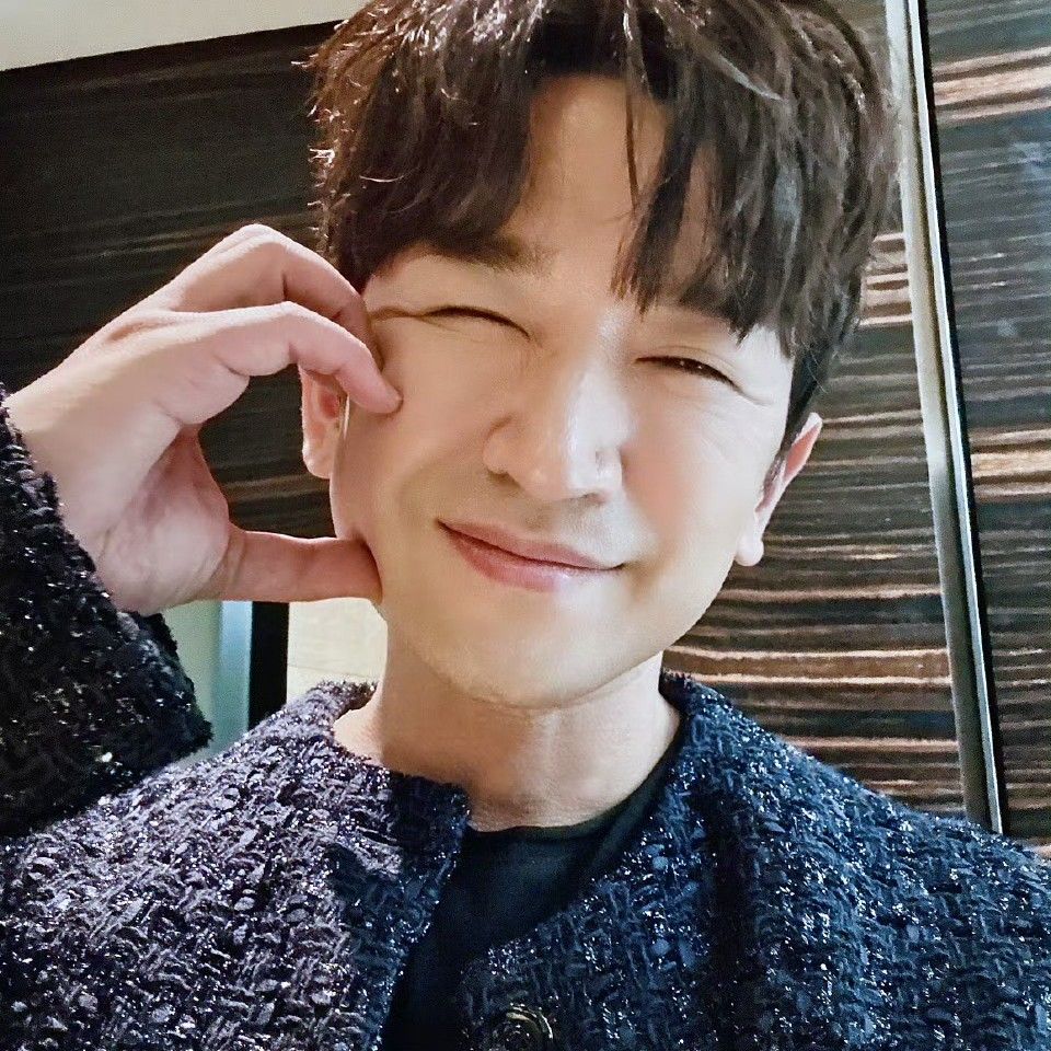 Recent activity shot of Lee Minwoo (SHINHWA)