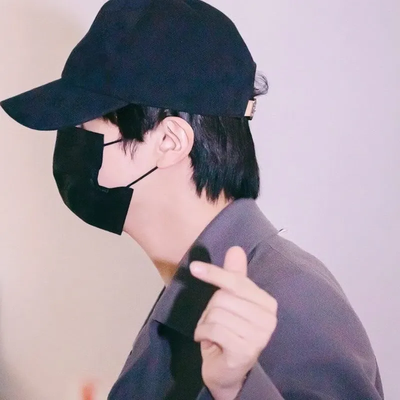 Foto terbaru Jin (BTS)