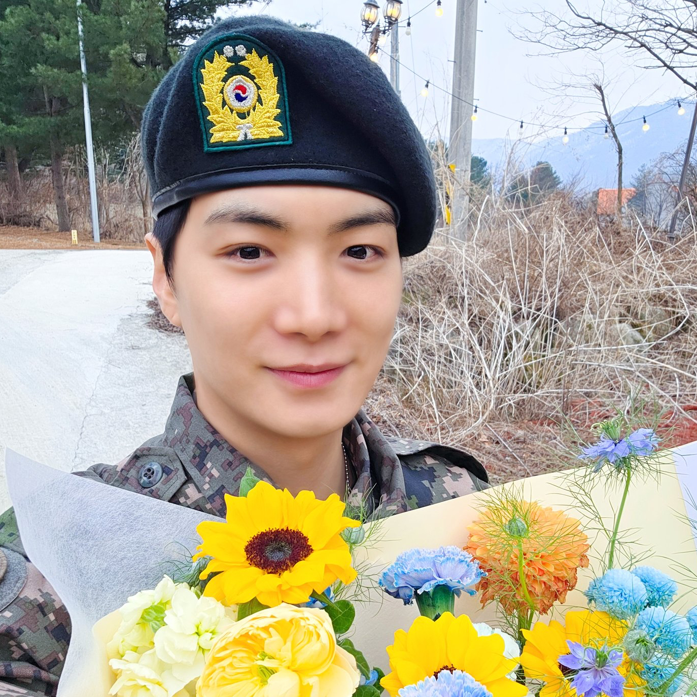 Behind-the-scenes cut of Kim Jonghyeon