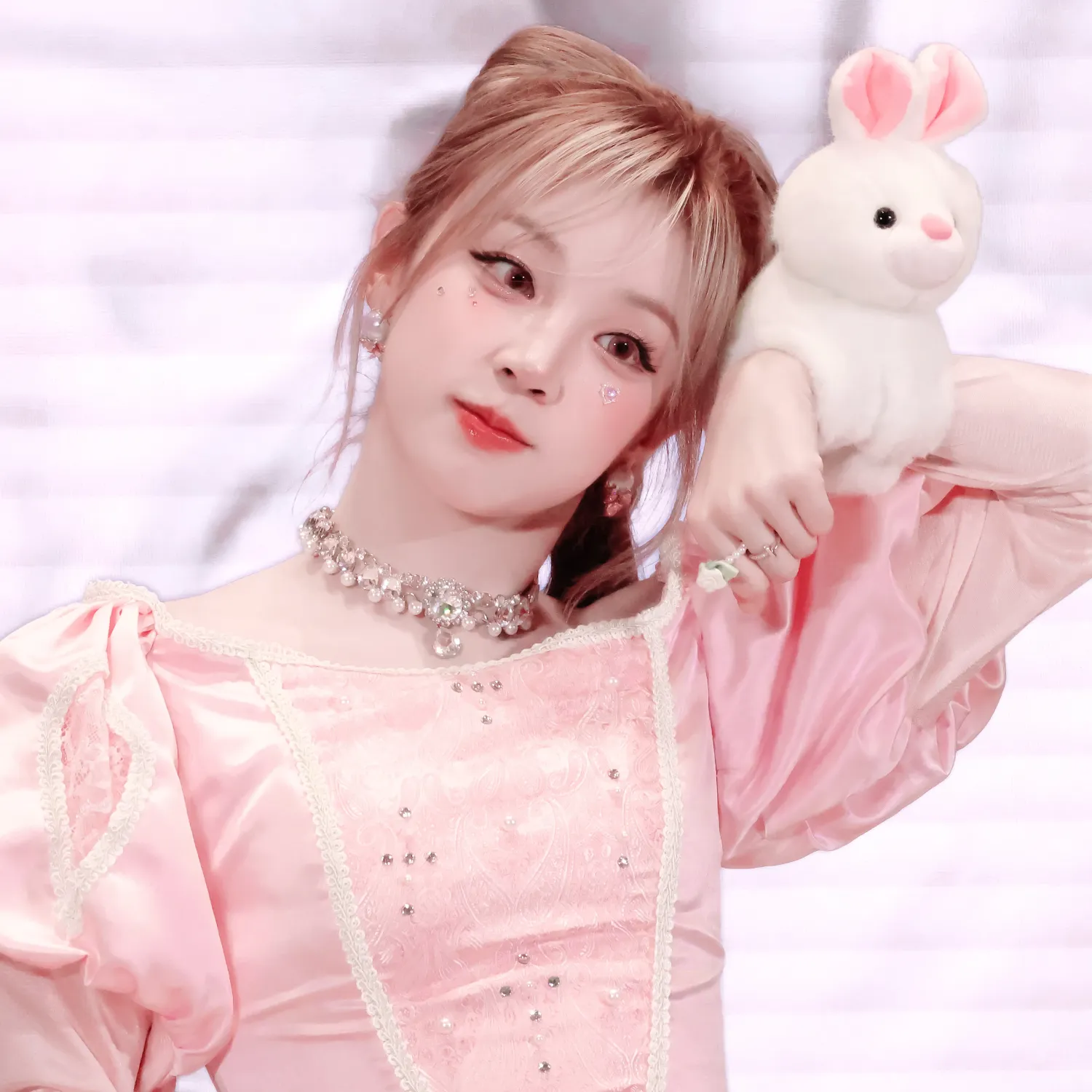 우기 (아이들)의 비하인드 컷