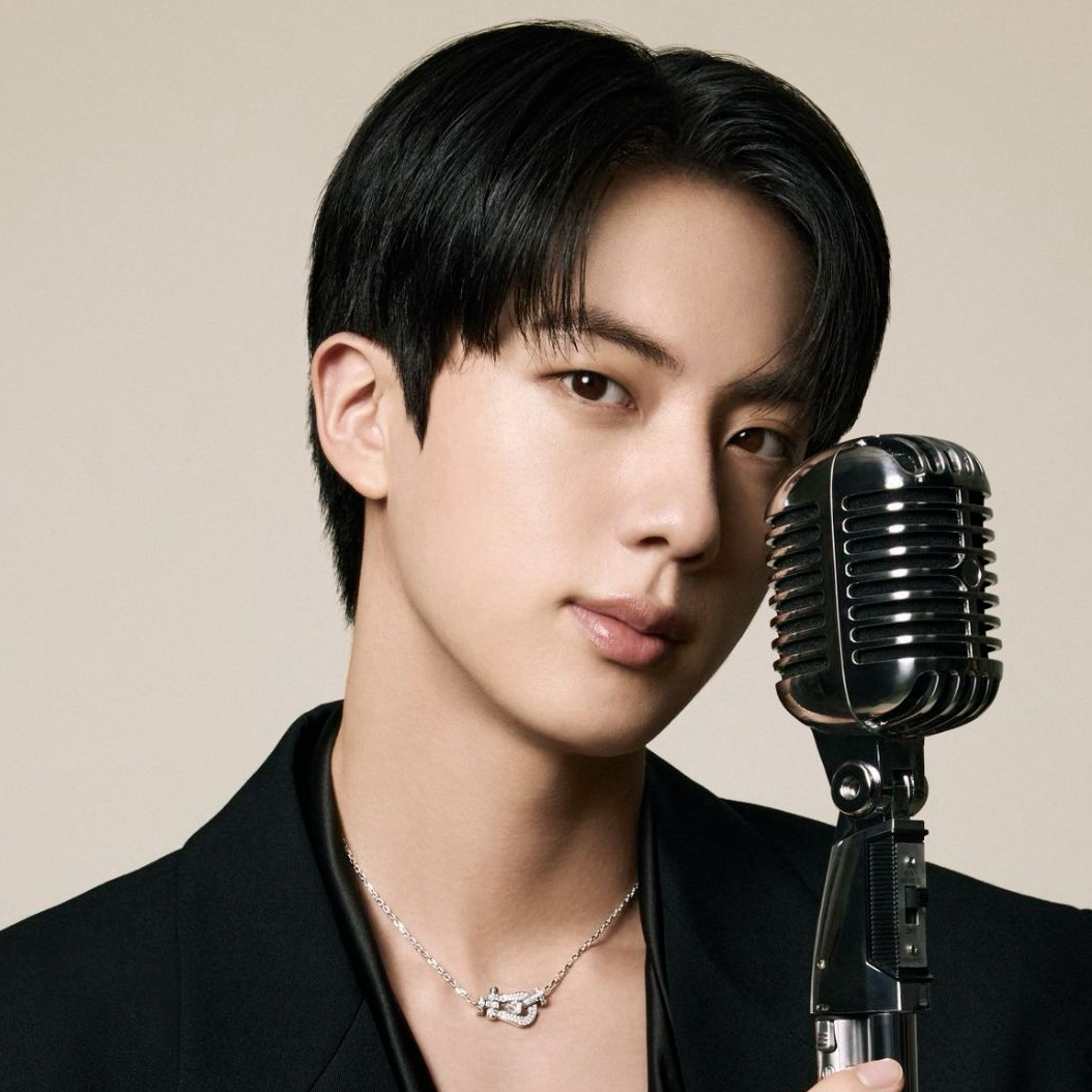 Foto aktivitas terbaru Jin (BTS)