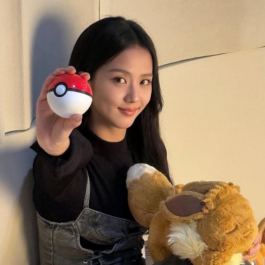 ジス (BLACKPINK)の最近の活動写真