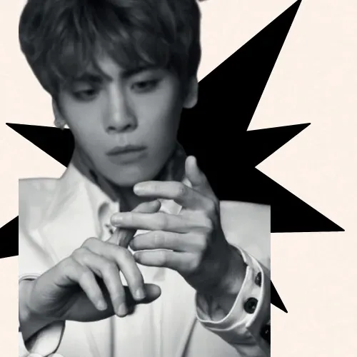 A moment captured by Jonghyun (SHINee)'s fan