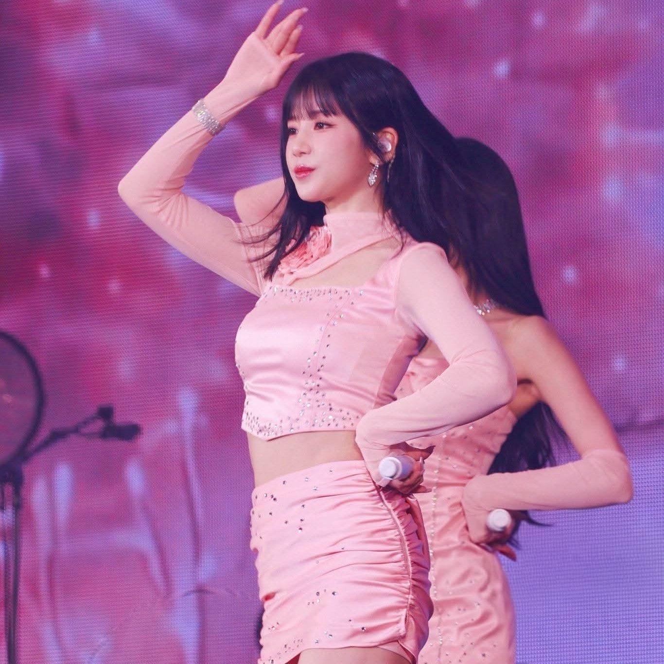 Recent activity shot of Park Chorong (Apink)