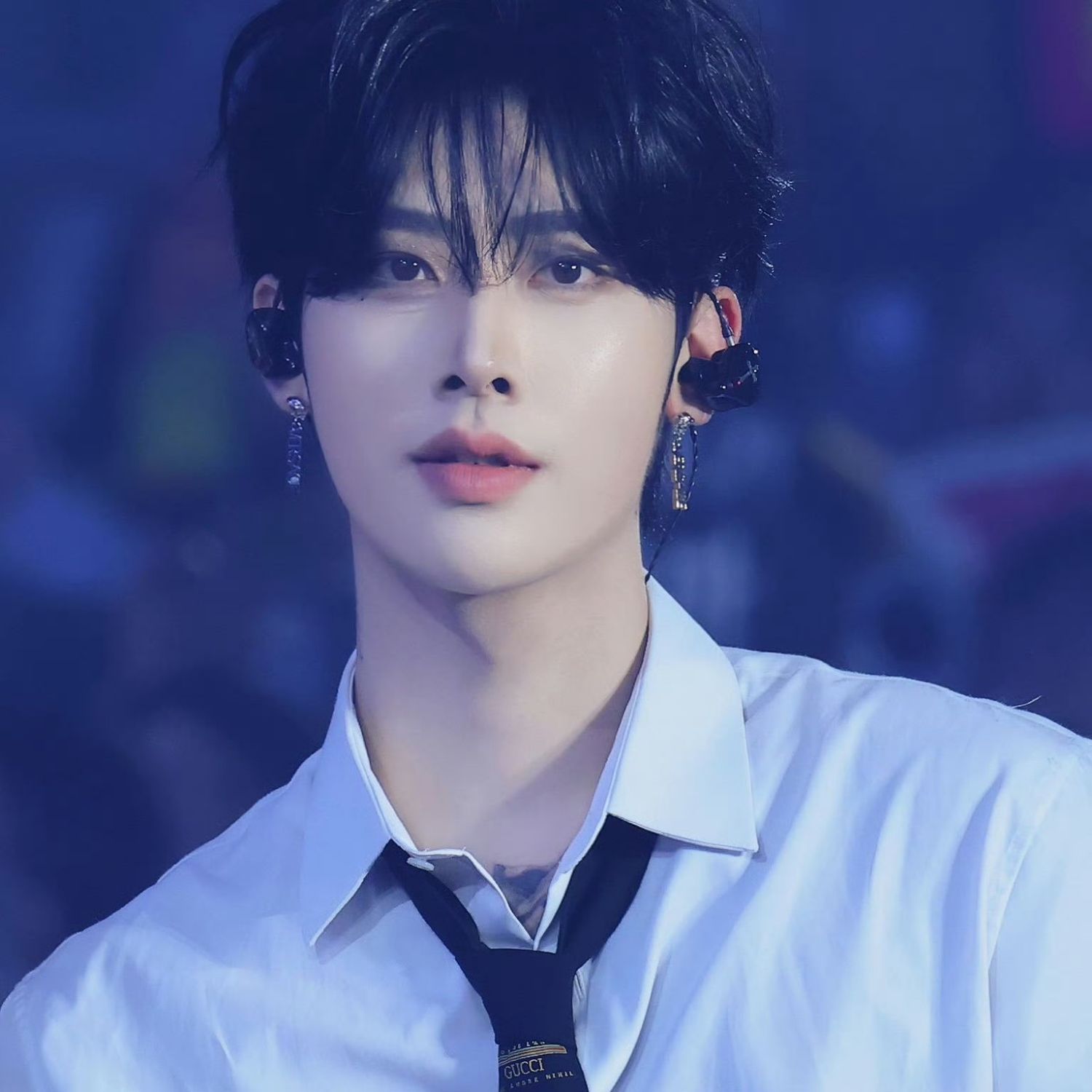 Behind-the-scenes cut of Ricky