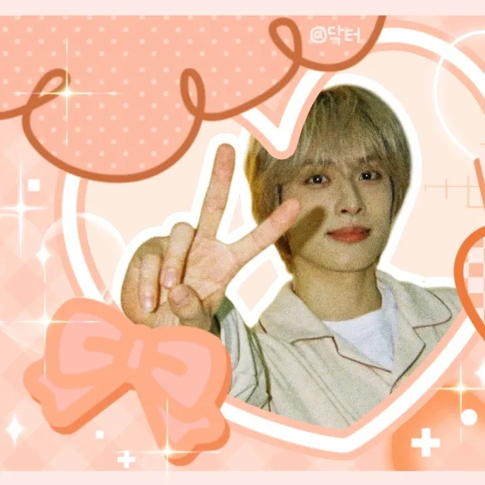 Recent activity shot of Gaon (Xdinary Heroes)