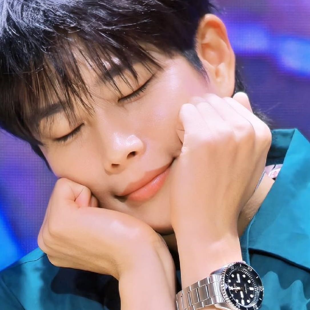 Latest photo of MJ (ASTRO)