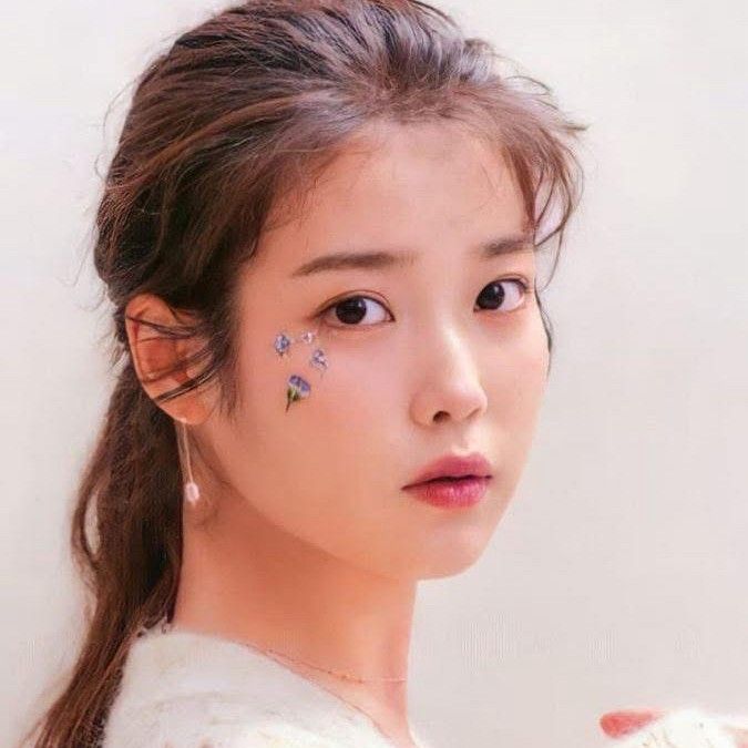 아이유의 최신 사진