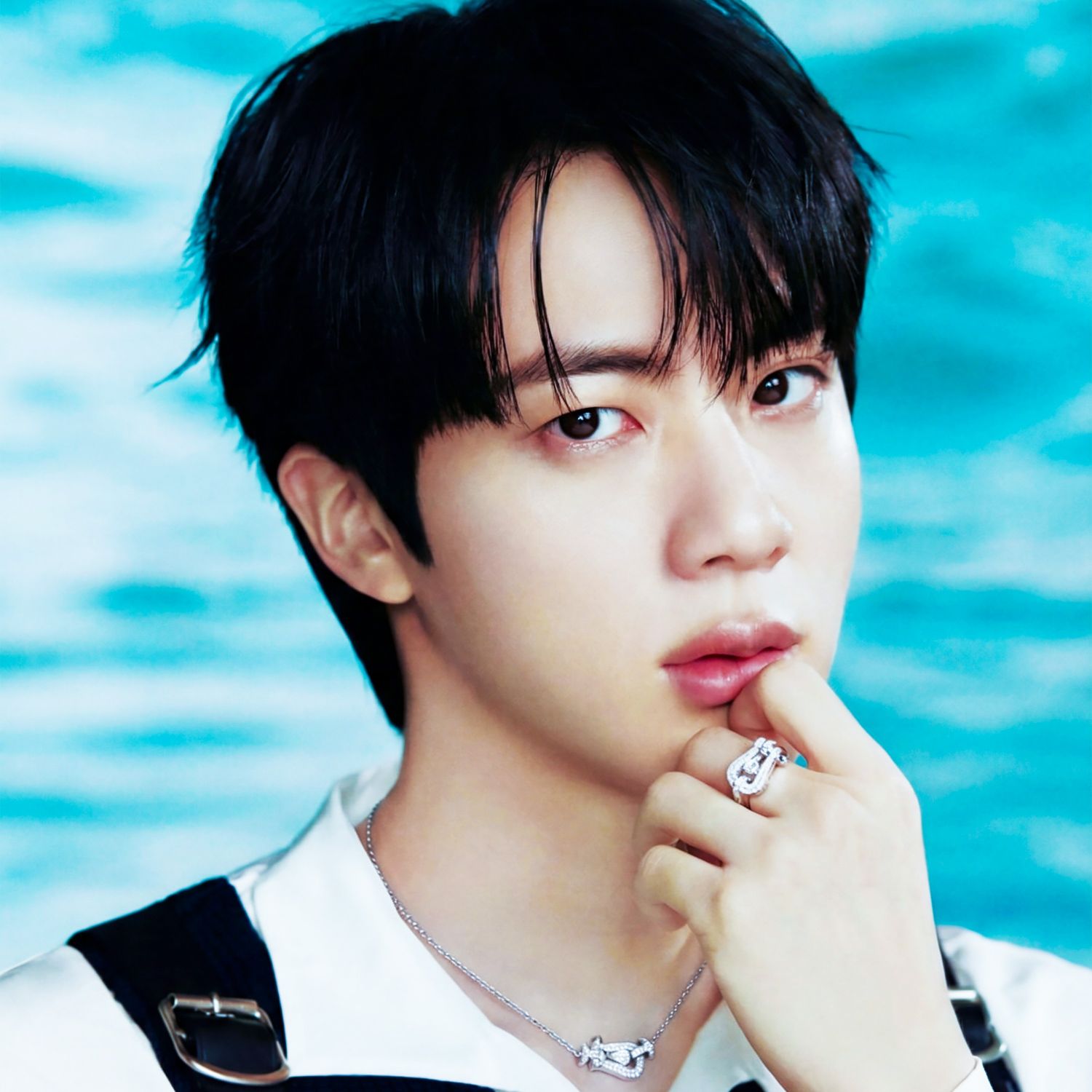 ジン (BTS)の最新写真