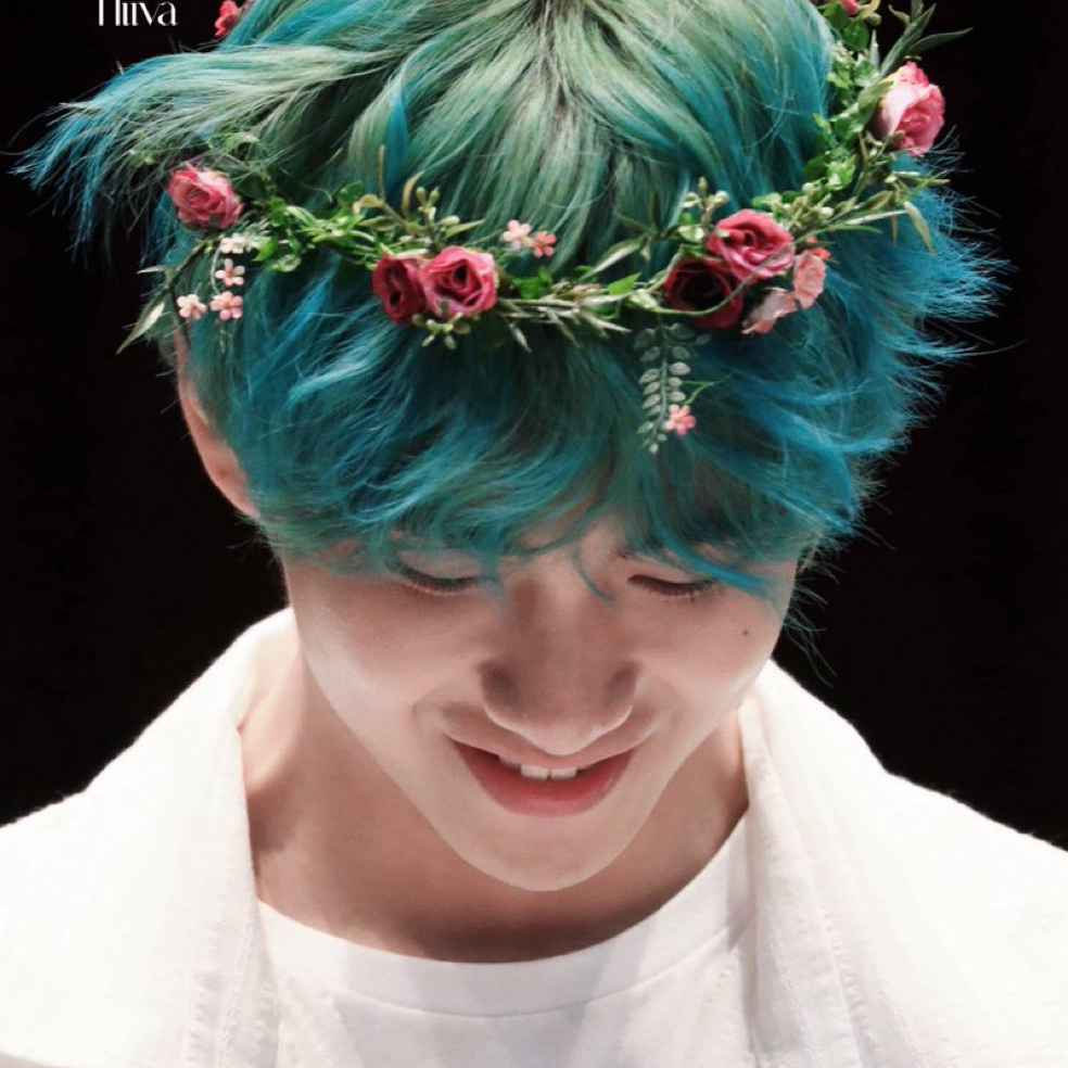 Foto terbaru V (BTS)