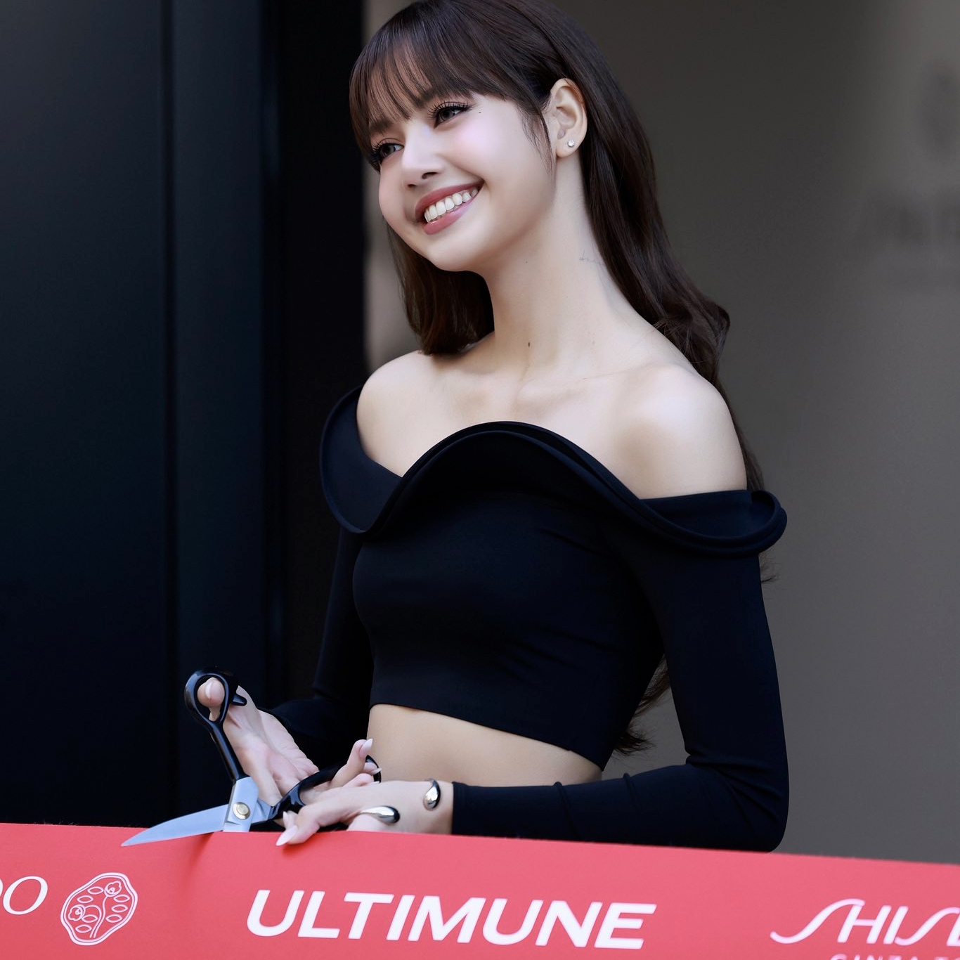 Recent activity shot of Lisa (BLACKPINK)