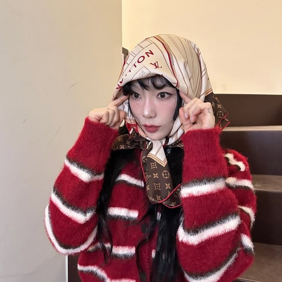 Foto terbaru Taeyeon (Girls' Generation)