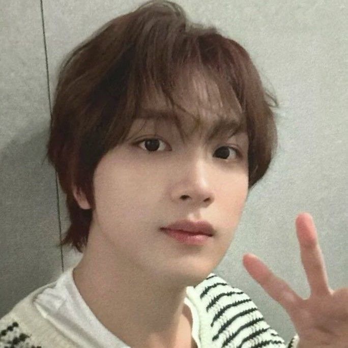 Behind-the-scenes cut of Haechan (NCT 127, NCT DREAM)