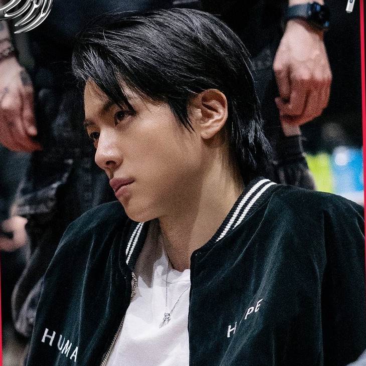 Foto aktivitas terbaru Jin (BTS)