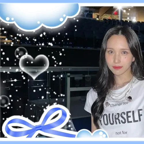 Foto aktivitas terbaru Mina (TWICE)