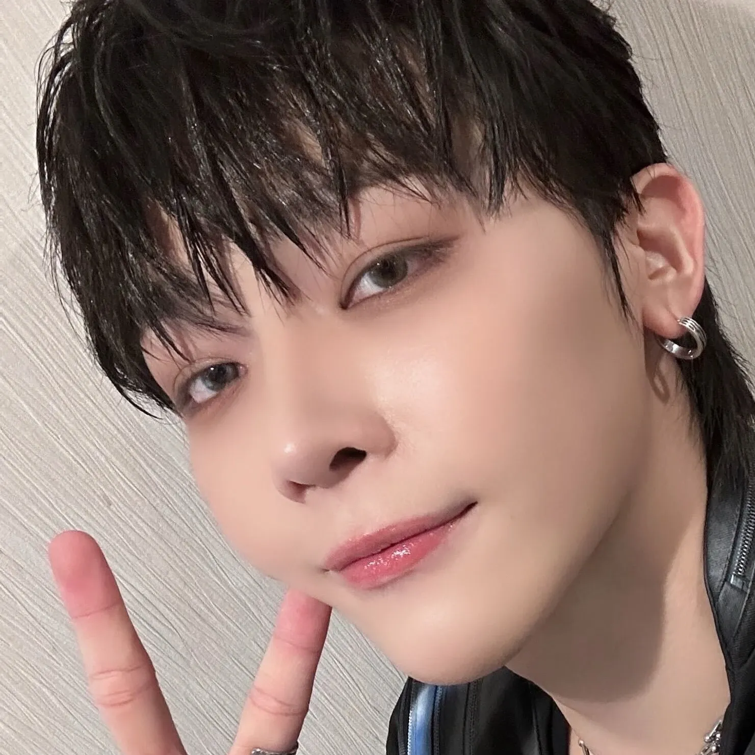 니콜라스 (앤팀)의 최신 사진