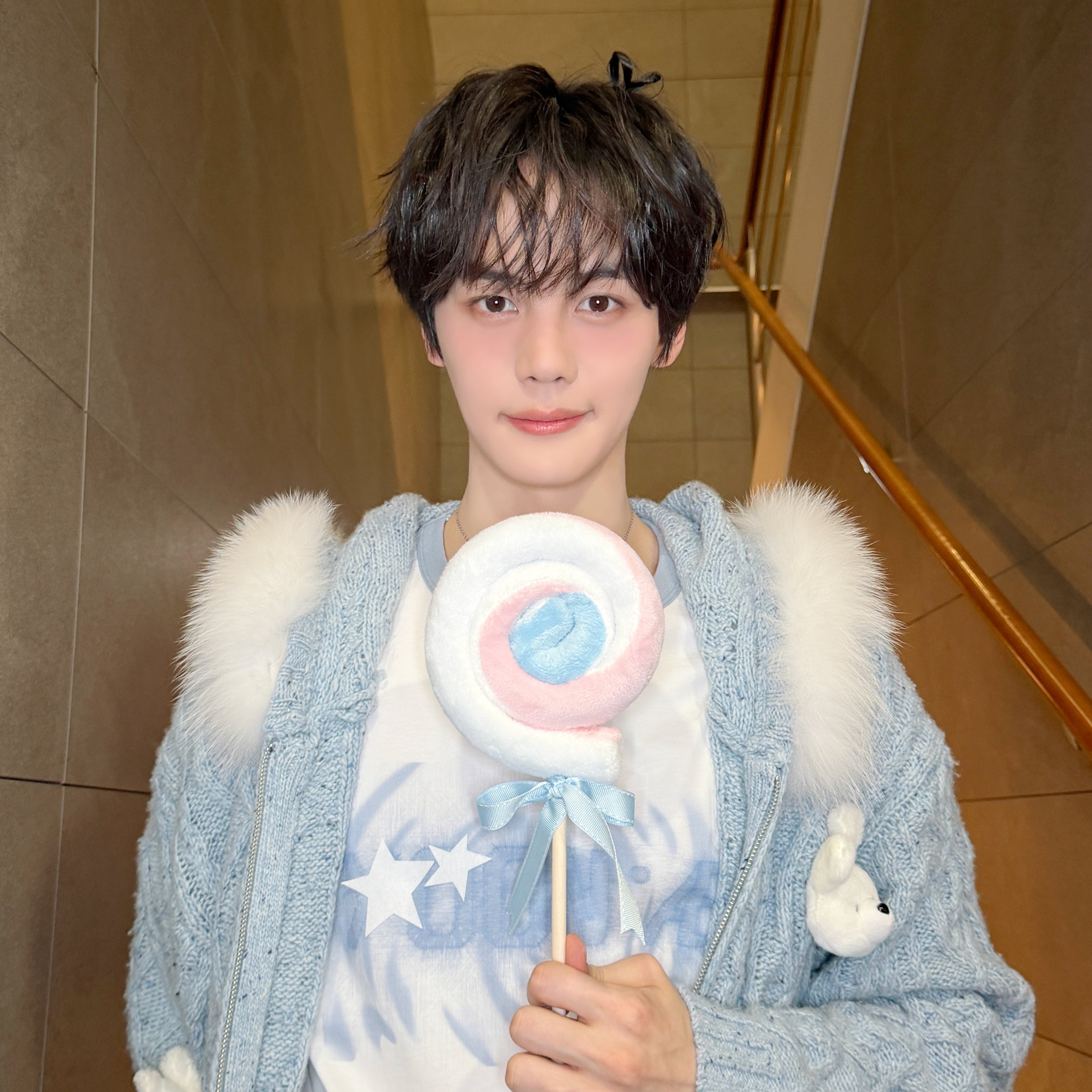 Latest photo of Kim Gyuvin