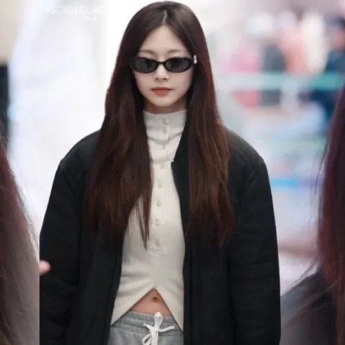 쯔위 (TWICE) 최근 활동샷