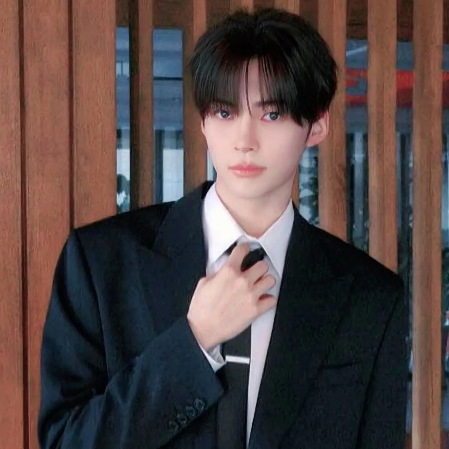 成韩彬 (ZEROBASEONE)粉丝拍下的瞬间