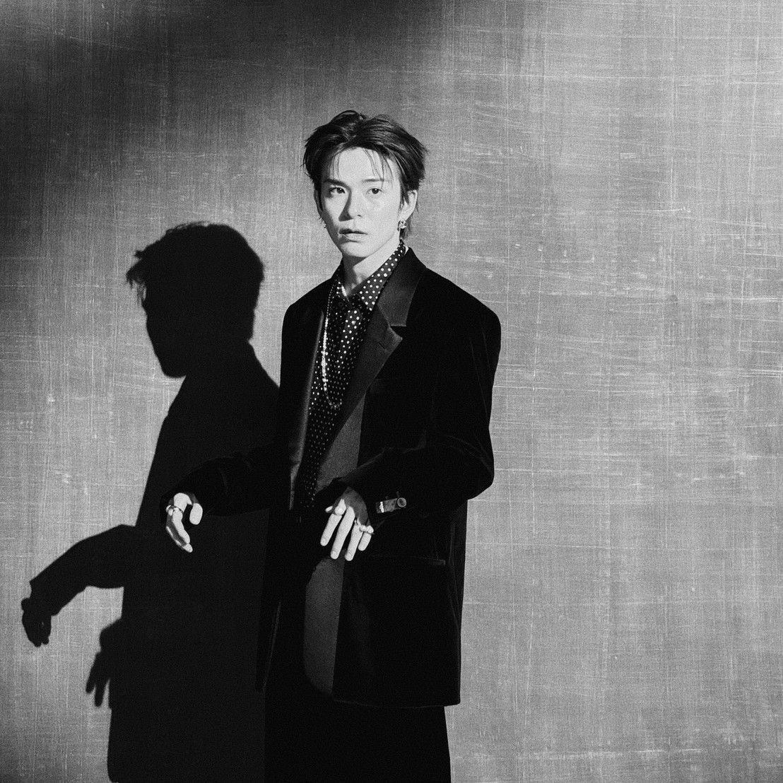 Asahi (TREASURE)的幕后花絮