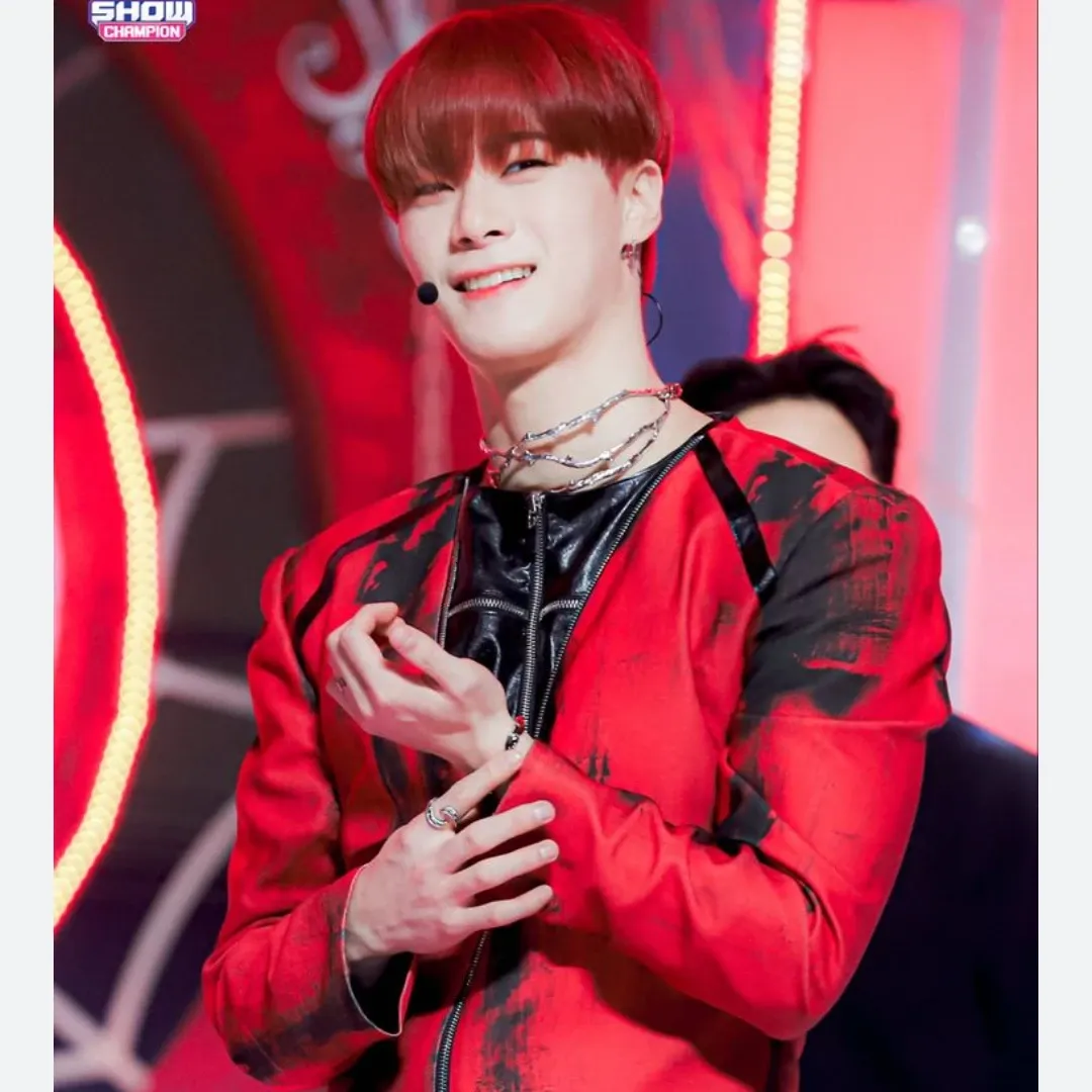 A moment captured by Moonbin (ASTRO)'s fan