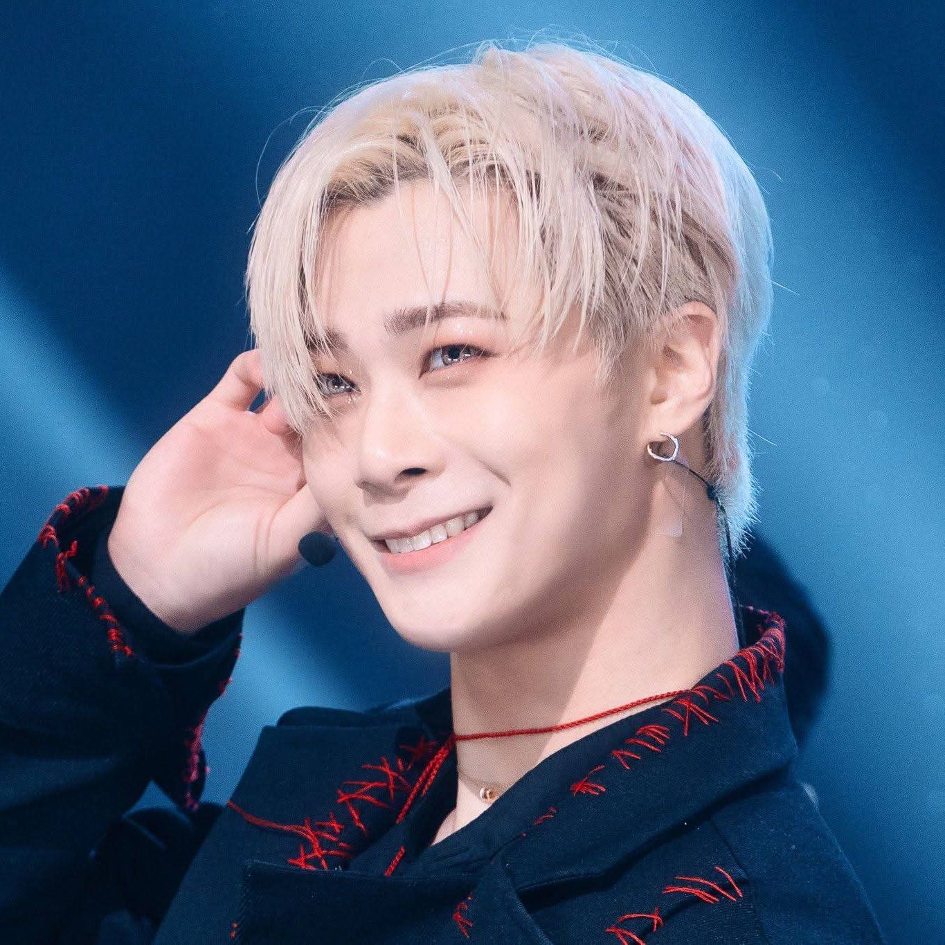 A moment captured by Moonbin (ASTRO)'s fan