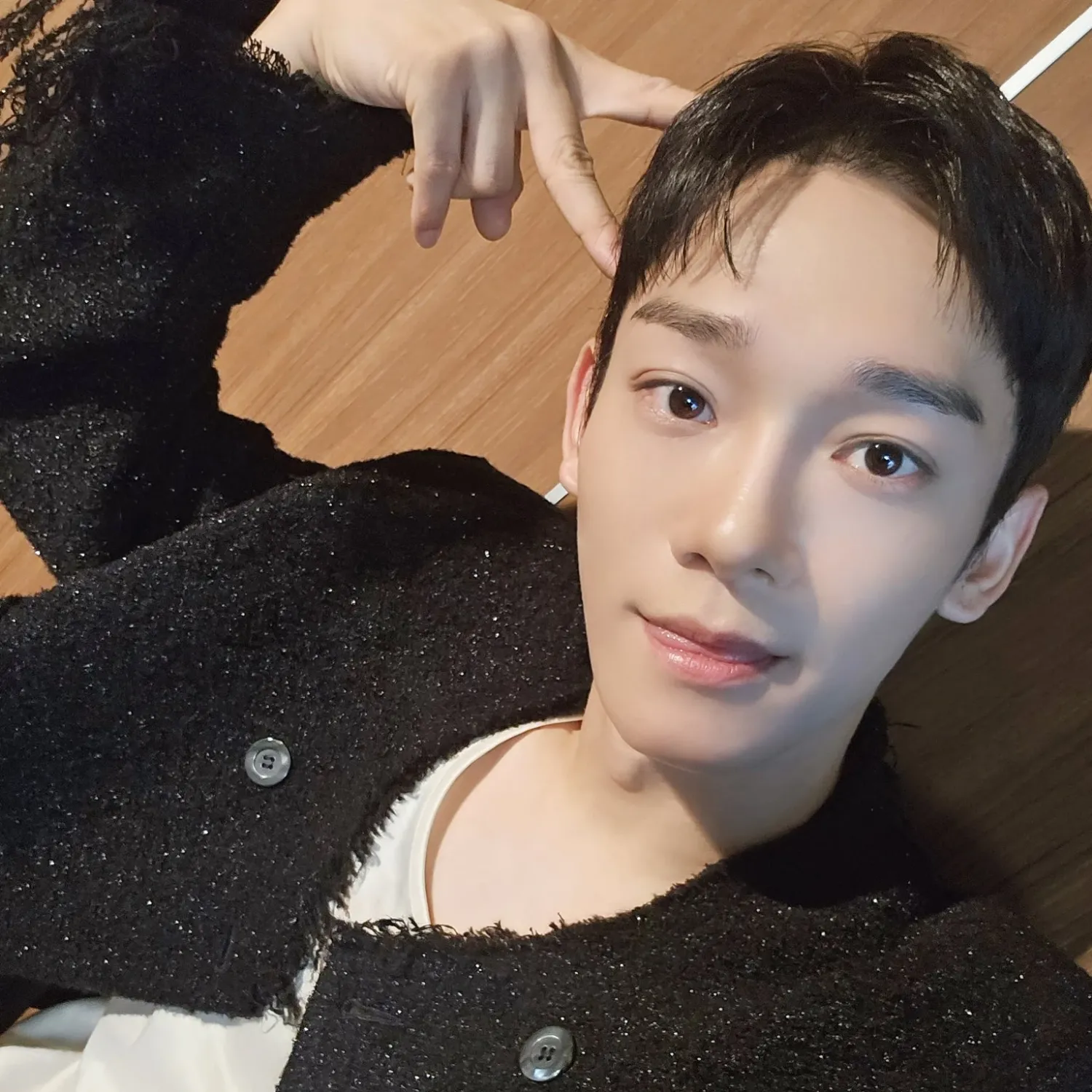Latest photo of Chen (EXO)