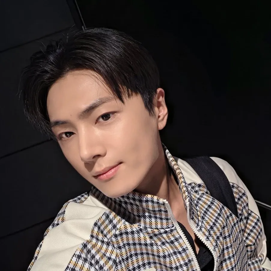 Latest photo of Jay (ENHYPEN)