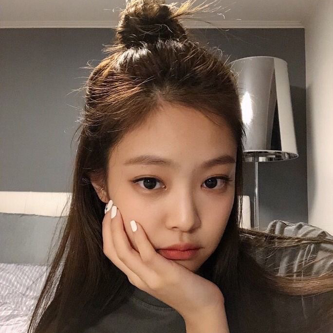 Jennie (BLACKPINK)的最新照片