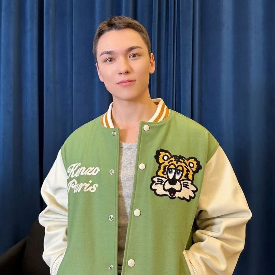 Behind-the-scenes cut of SEVENTEEN