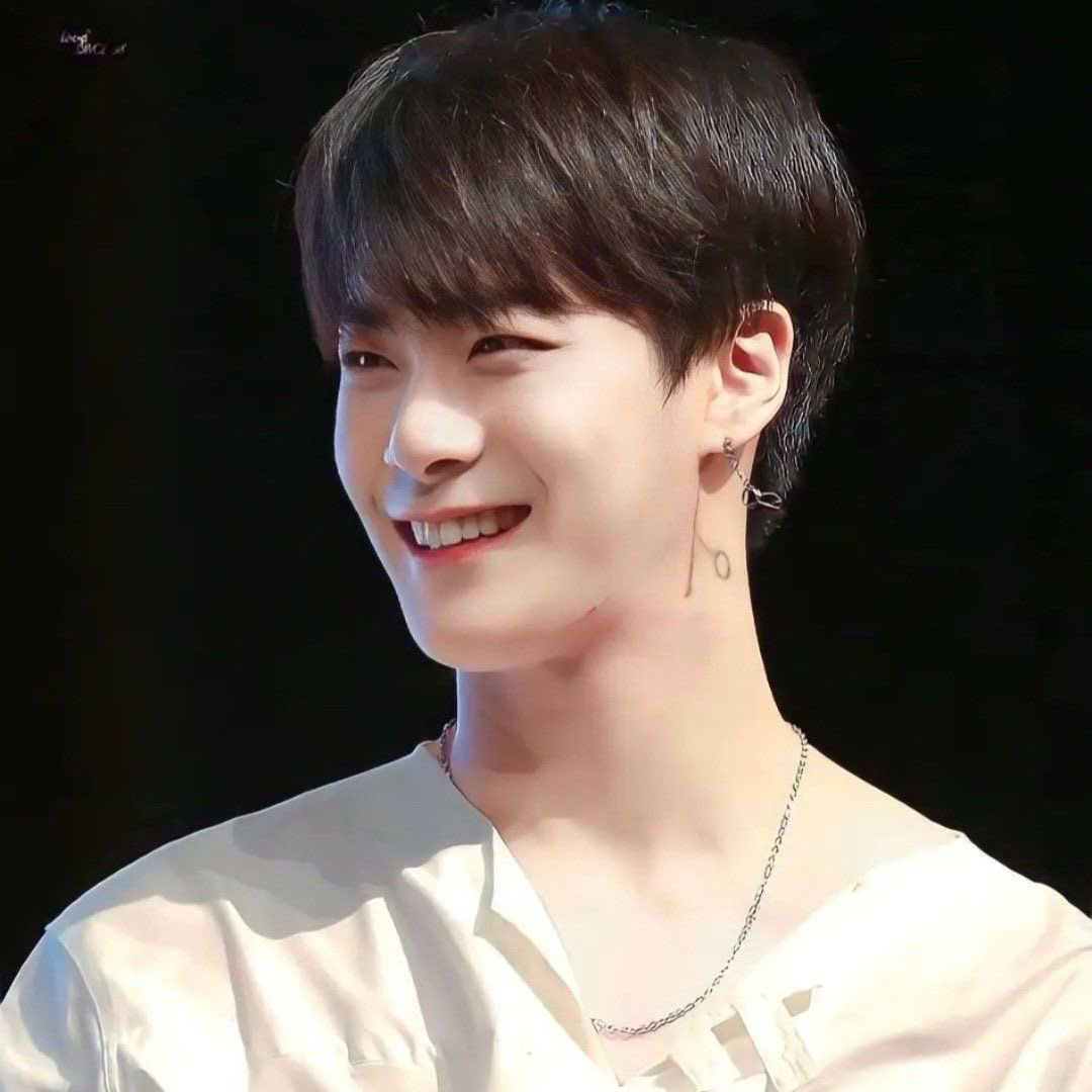 Behind-the-scenes cut of Moonbin (ASTRO)