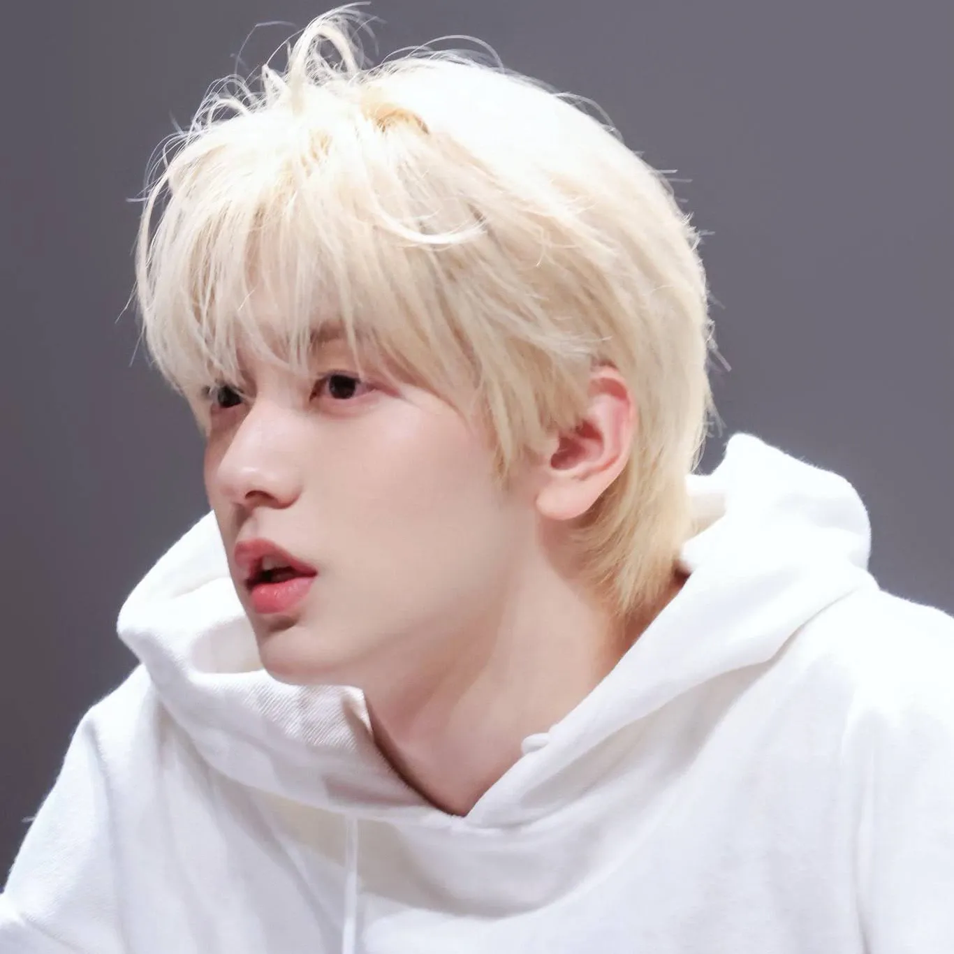 수빈 (투모로우바이투게더)의 최신 사진