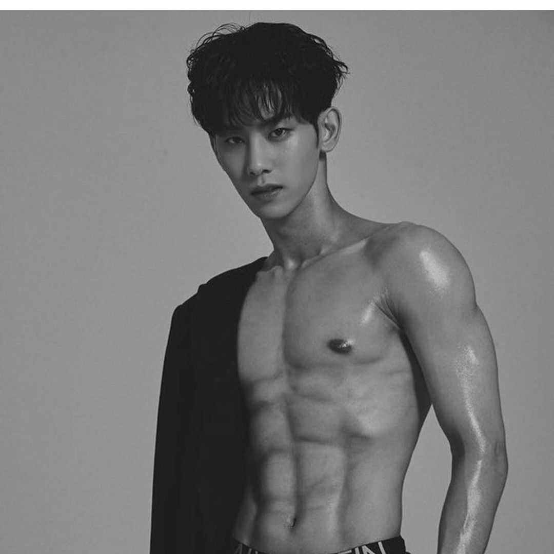 Recent activity shot of Ko Hojung (HOTSHOT)