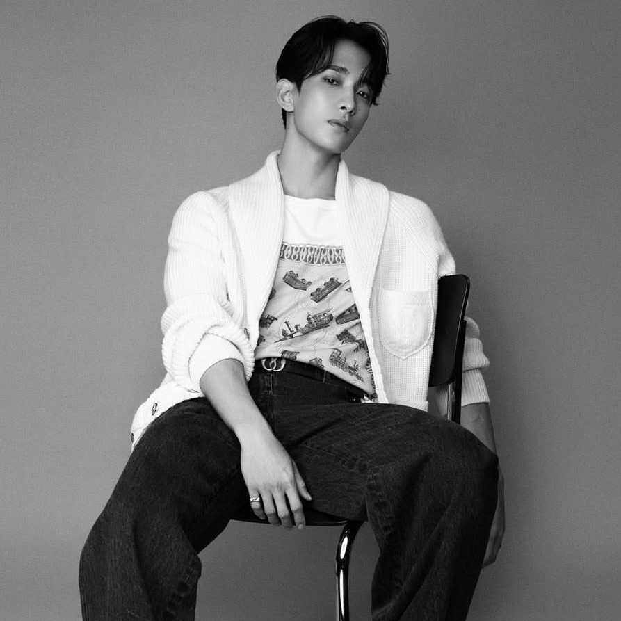 Latest photo of DK (SEVENTEEN)