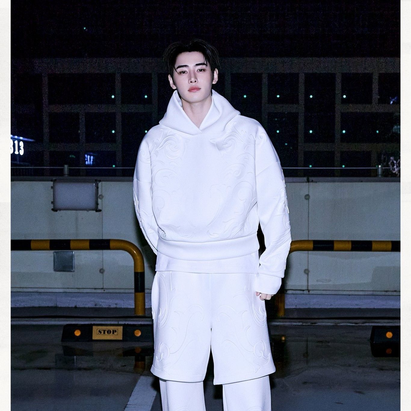 Foto terbaru Sunghoon (ENHYPEN)