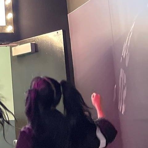 Foto aktivitas terbaru MAMAMOO