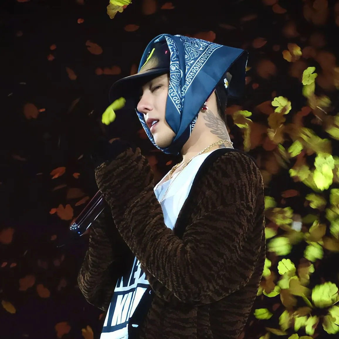 Foto terbaru G-DRAGON (BIGBANG)